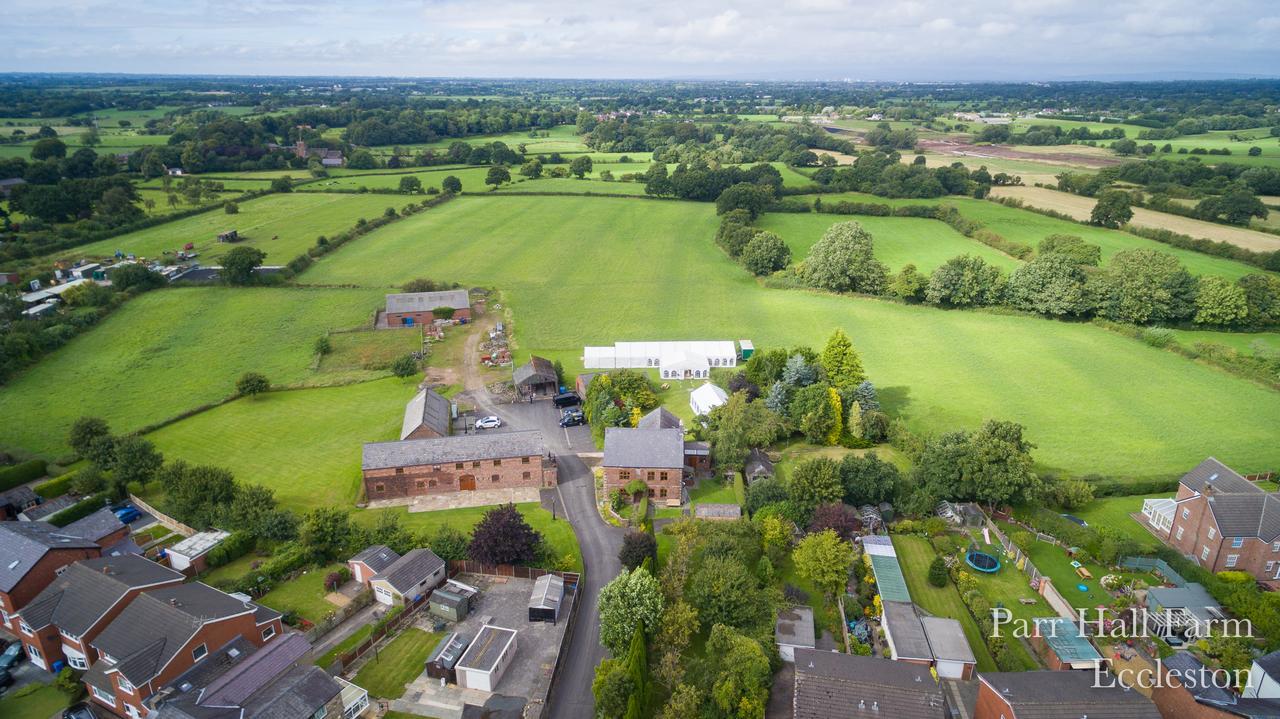 Parr Hall Farm, Eccleston Екстериор снимка